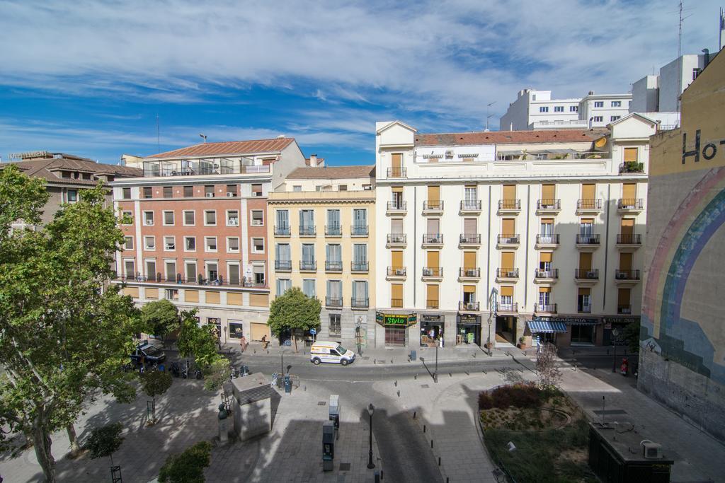 Petit Palace Plaza Del Carmen Madrid Ngoại thất bức ảnh